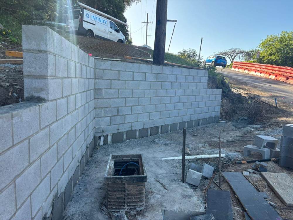 West Gosford, block retaining wall